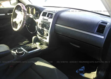 2010 Dodge Charger Sxt z USA, uszkodzony, nr VIN 2B3CA3CV2AH177425